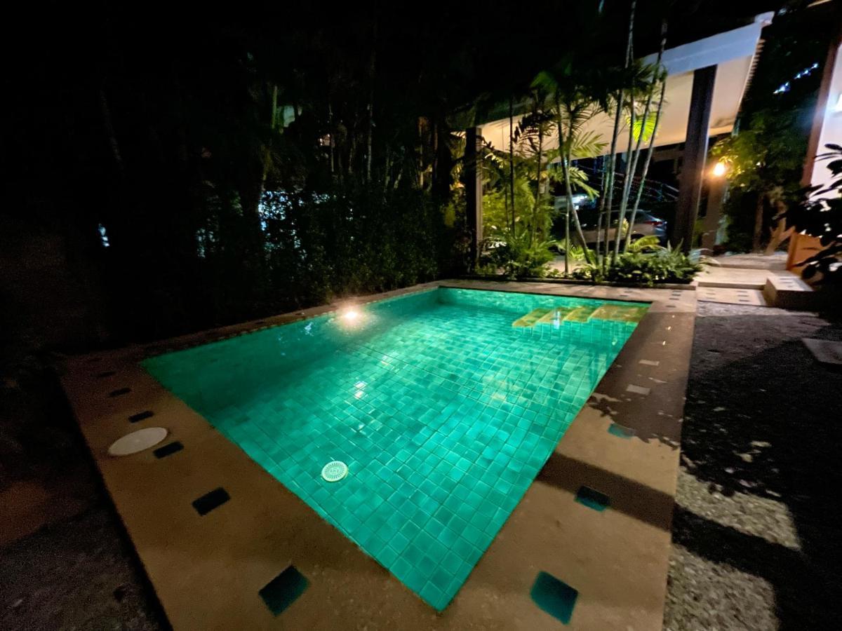 Private Pool & Jacuzzi Villa, Phratumnak, Pattaya - 600M From The Beach, 711 Nearby ภายนอก รูปภาพ