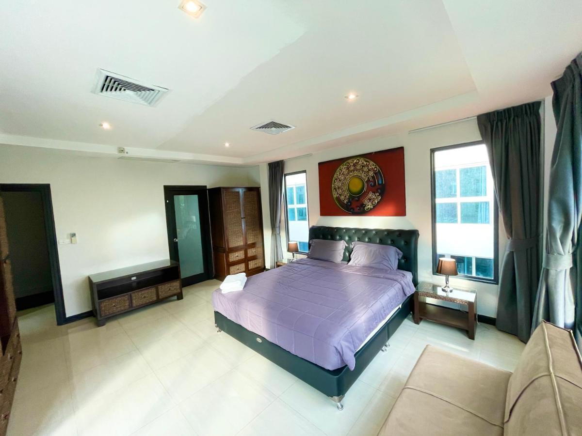 Private Pool & Jacuzzi Villa, Phratumnak, Pattaya - 600M From The Beach, 711 Nearby ภายนอก รูปภาพ